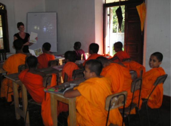 Volunteer Teaching in Sri Lanka